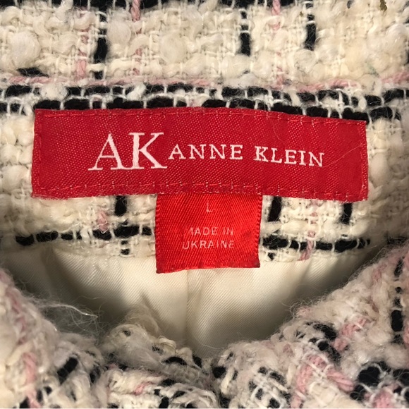 Anne Klein black/cream/pink plaid wool blend car coat. Size L - Picture 3 of 7